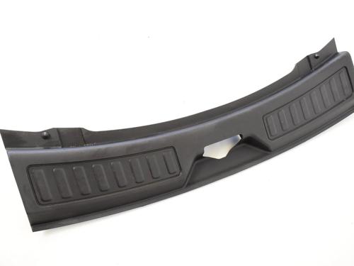 Used Tailgate trim LAND ROVER DISCOVERY SPORT (L550) 2.0 D 4x4 (180 hp) 31072614