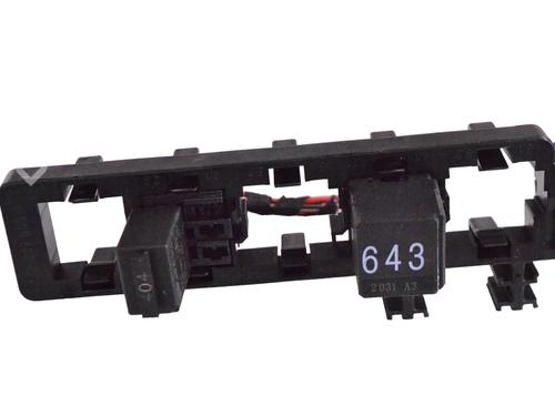 Fuse box AUDI TT (8J3) 1.8 TFSI | BP30282943E1 - Image 2