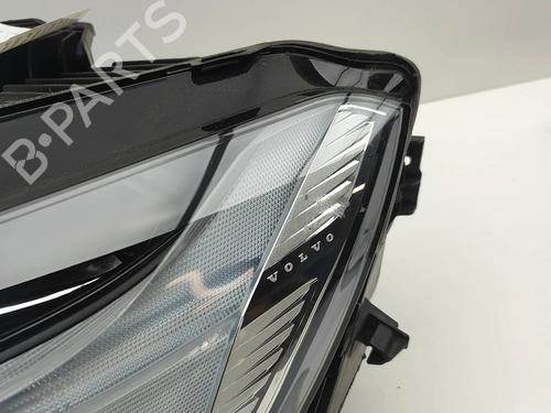 Left headlight VOLVO XC60 II (246) 2.0 B5 Mild-Hybrid | BP28548581C28  - Image 5