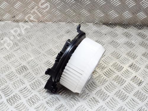 Heater blower motor LAND ROVER RANGE ROVER IV (L405) 3.0 SDV6 4x4 | BP8935832M62 