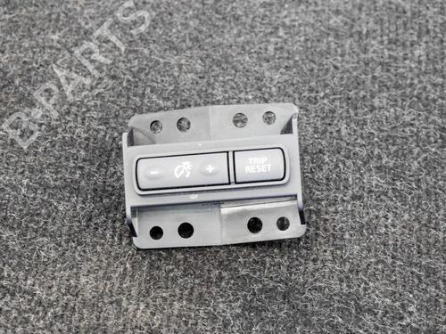 Used Switch Switch NISSAN QASHQAI II (J11, J11_) 1.5 dCi (110 hp) 6751163 6751163
