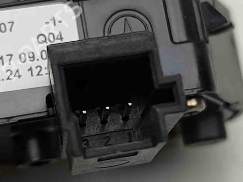 Switch MERCEDES-BENZ CLA (C118) CLA 200 (118.387) | BP27786494I30