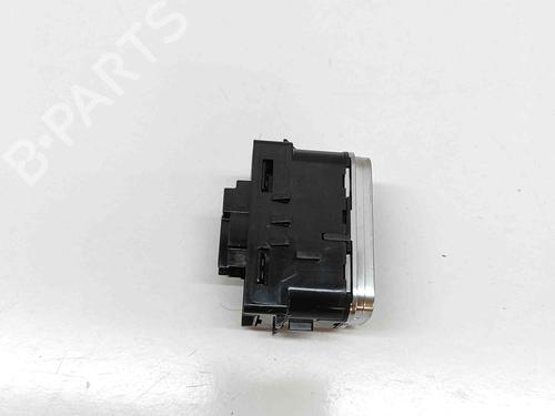 Right rear window switch MERCEDES-BENZ GLB (X247) GLB 200 Mild-Hybrid (247.687) | BP28437954I28 