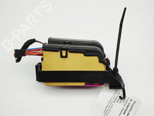 Used Fuse box Fuse box 38961224 38961224