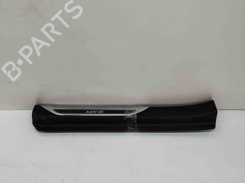 Trinnbrett MAZDA MX-5 IV (ND__) 2.0 (155 hp) 28559526