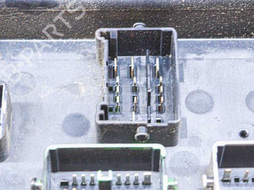 Fuse box CHRYSLER 300C (LX, LE) 2.7 | BP9295855E1