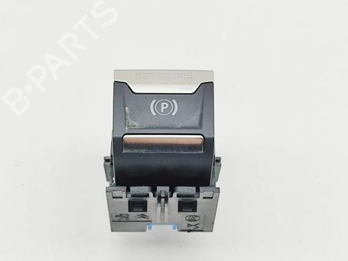 Used Switch Switch PEUGEOT 2008 II (UD_, US_, UY_, UJ_, UR_, UC_) e-2008 (UKZKXZ) (136 hp) 36181073 36181073