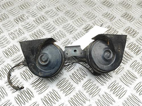 horn-jaguar-f-type-coupe-x152-2013-33386724 main image