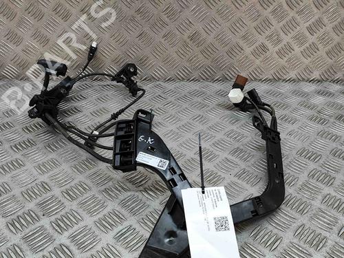 BP27769501E16 main image