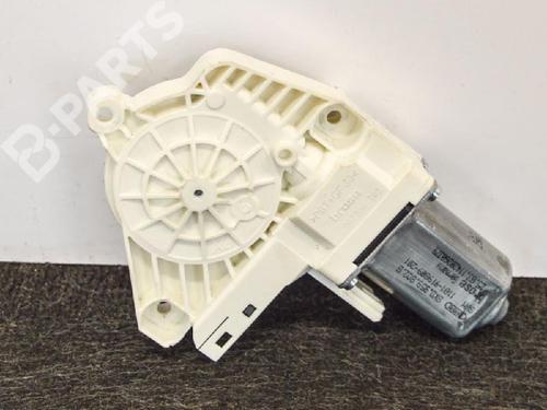 Used Right front window motor AUDI Q5 (8RB) 2.0 Hybrid quattro (245 hp) 8827731