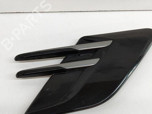 Used Front right wheel arch trim LAND ROVER RANGE ROVER SPORT II (L494) 3.0 SDV6 4x4 (306 hp) 28551849