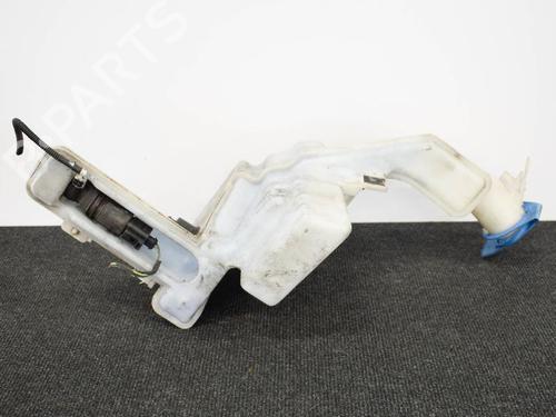 Windscreen washer tank VW PASSAT B6 (3C2) 2.0 TDI 16V | BP6747563C113 