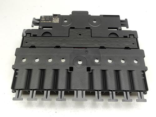 Used Fuse box AUDI Q5 (8RB) 2.0 TDI quattro (177 hp) 30382002
