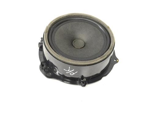 speaker-jaguar-xe-x760-2015-30228233 main image