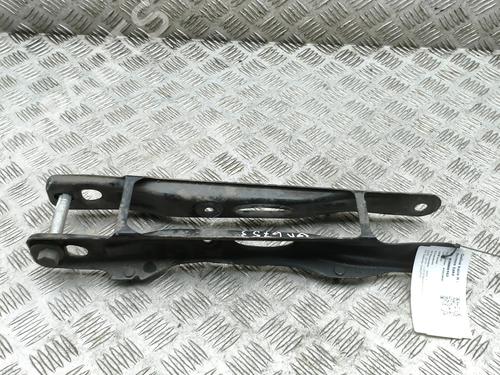 Venstre bagtil bærearm Venstre bagtil bærearm BMW 5 (G30, F90) 520 i (184 hp) 39687094 39687094