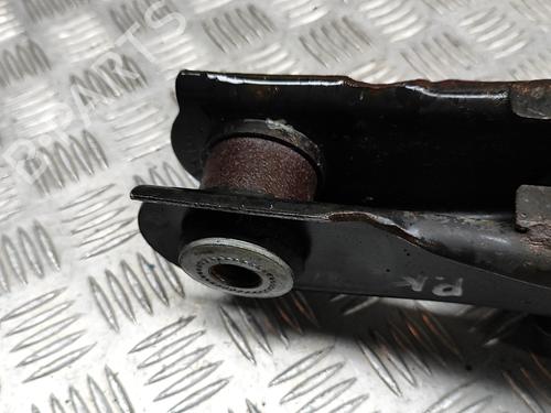 Querlenker links vorne TOYOTA HIACE IV Bus (__H1_, __H2_) 2.7 (RCH13, RCH23) | BP22998500M12 