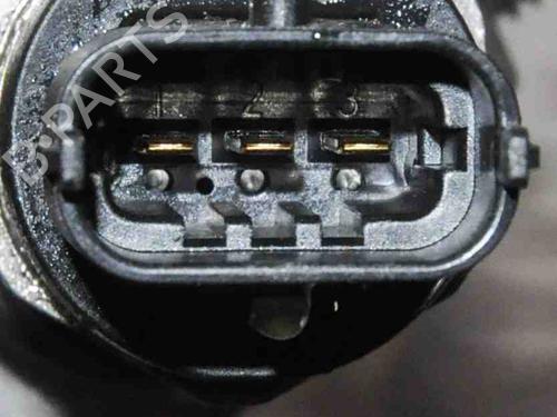 Used Injection rail LAND ROVER RANGE ROVER IV (L405) 4.4 SDV8 4x4 (313 hp) 8827345