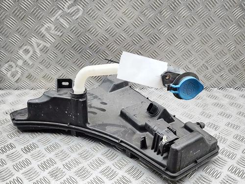 Used Windscreen washer tank Windscreen washer tank 37669420 37669420