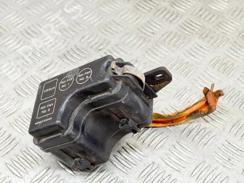 fuse-box-lexus-ls-_f2_-1994-1995-1996-1997-1998-1999-2000-28970628 main image