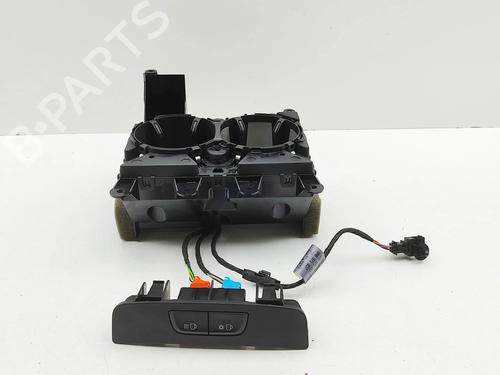 Used Cup/Object holder Cup/Object holder AUDI Q5 (8RB) SQ5 TDI quattro (313 hp) 35790360 35790360
