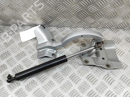 Używane Zawias / Ogranicznik drzwi HONDA ACCORD VII Tourer (CM, CN) 2.2 i-CTDi (CN2) (140 hp) 25219342