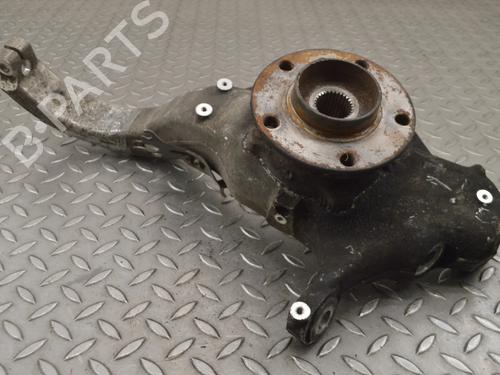 Used Left front steering knuckle Left front steering knuckle MERCEDES-BENZ C-CLASS (W204) C 200 CDI (204.001) (136 hp) 33352808 33352808