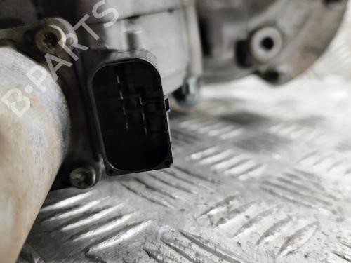 Transfer box MERCEDES-BENZ VITO Bus (W639) 110 CDI (639.701, 639.703, 639.705) | BP28956602M36 