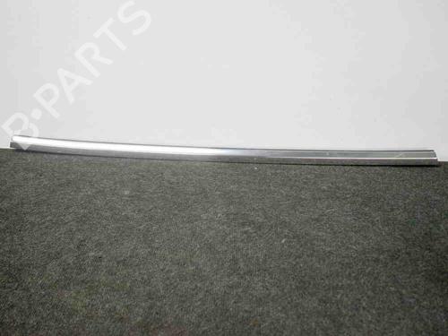 Dørlist TESLA MODEL 3 (5YJ3) EV (283 hp) 27748270