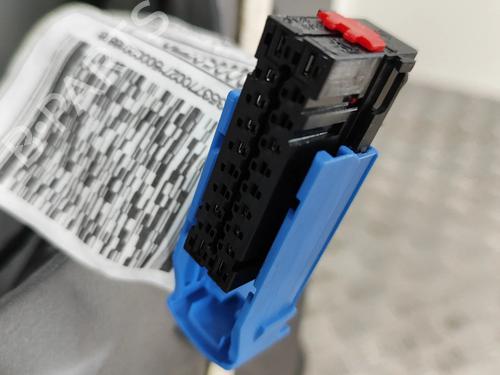 Right front door MASERATI LEVANTE SUV (M161) 3.0 D Q4 | BP31192144C3 