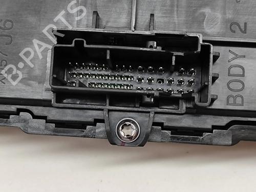 Electronic module TESLA MODEL Y (5YJY) EV Performance All-wheel Drive | BP33361305M83  - Image 7