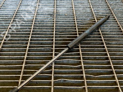 Used Hood lift support LAND ROVER DISCOVERY IV (L319) 3.0 SDV6 4x4 (256 hp) 14614110