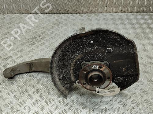 Used Left front steering knuckle VOLVO XC60 II (246) B5 Mild-Hybrid (250 hp) 28432441