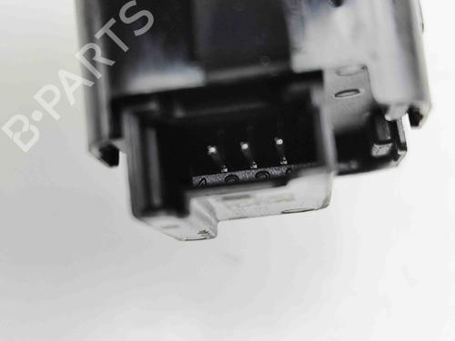 Switch BMW 5 (G30, F90) 530 e Plug-in-Hybrid xDrive | BP29488356I30 