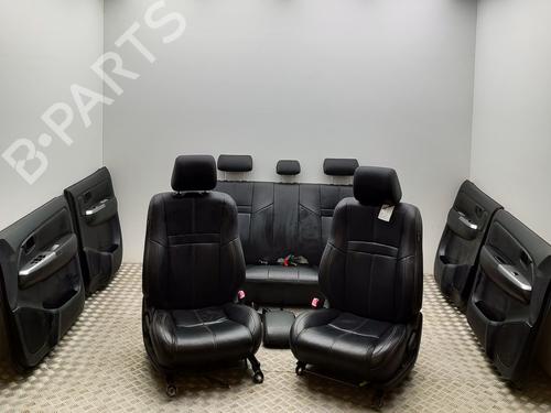 Used Seats set TOYOTA HILUX VII Pickup (_N1_, _N2_, _N3_) 3.0 D-4D 4WD (KUN26) (171 hp) 32213441
