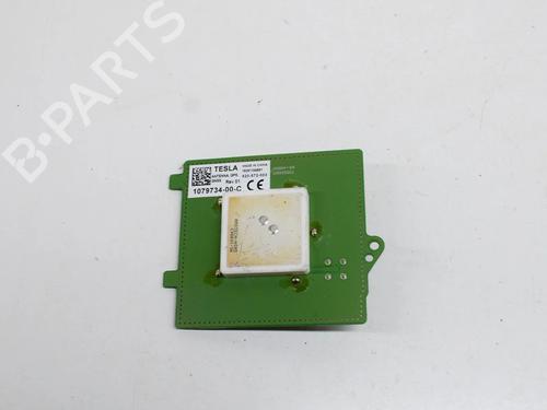 antennabase-tesla-model-3-5yj3-2017-27758594 main image