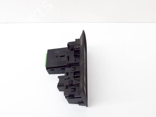 Switch LAND ROVER DISCOVERY SPORT (L550) 2.0 D 4x4 | BP10187638I30 