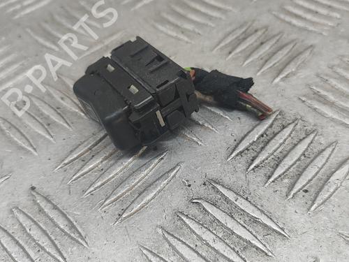 Switch MERCEDES-BENZ E-CLASS (W124) E 300 D (124.131) | BP25218727I30 