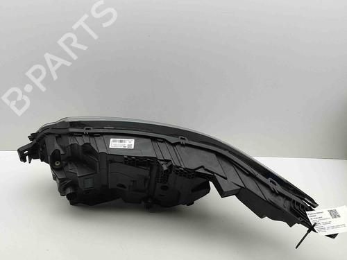 Right headlight LAND ROVER RANGE ROVER VELAR (L560) 2.0 P250 Si4 4x4 | BP29485924C29 