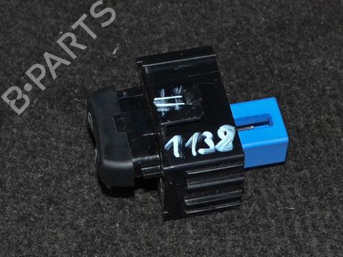 Used Switch Switch LEXUS CT (ZWA10_) 200h (ZWA10_, ZWA10R) (136 hp) 7733698 7733698