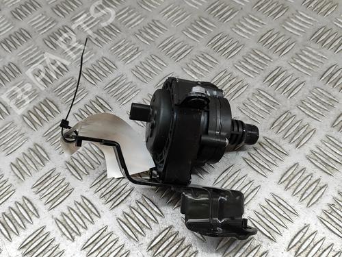 Used Auxiliary water pump Auxiliary water pump PEUGEOT 2008 II (UD_, US_, UY_, UJ_, UR_, UC_) 1.2 Hybrid 136 (URHPYC, USHPY) (136 hp) 28553022 28553022