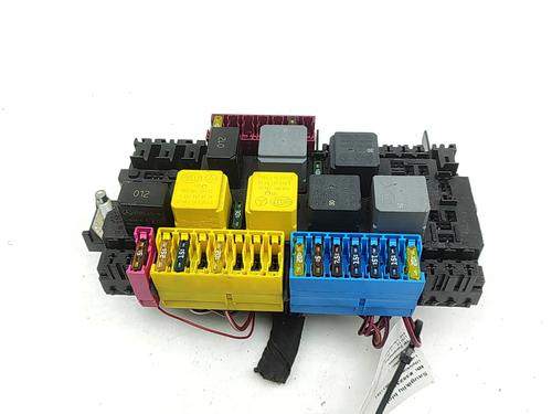 fuse-box-mercedes-benz-gle-w166-2015-2016-2017-2018-34037494 main image
