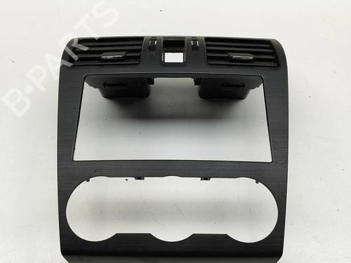 Used Air vent SUBARU FORESTER (SJ_) 2.0 D AWD (SJD) (147 hp) 31626656