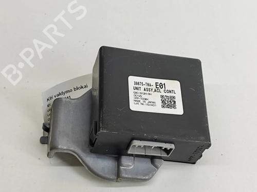 Used Electronic module HONDA CR-V IV (RM_) 2.2 i-DTEC AWD (RE6) (150 hp) 17548524