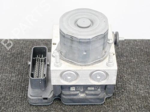 ABS pump MERCEDES-BENZ GLA-CLASS (X156) GLA 220 d 4-matic (156.905) | BP6748338M43