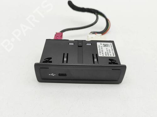Used Electronic module Electronic module MERCEDES-BENZ EQA (H243) EQA 250 (243.701) (190 hp) 33732347 33732347