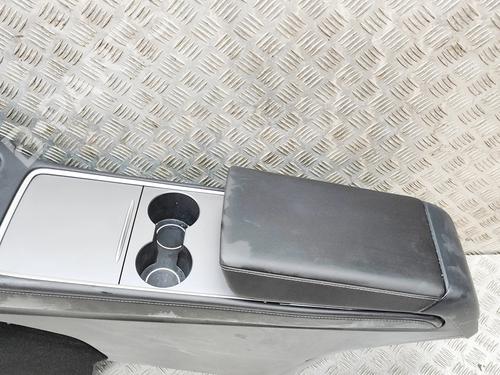Middle console TESLA MODEL Y (5YJY) Long Range All-wheel Drive | BP38565328I22 - Image 3