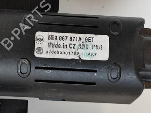 Plage arrière VW PASSAT B7 Variant (365) 1.6 TDI | BP27267240C85