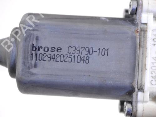 Rudehejsemotor bagstkærm venstre LAND ROVER RANGE ROVER VELAR (L560) 2.0 D240 SD4 4x4 | BP30227085E23