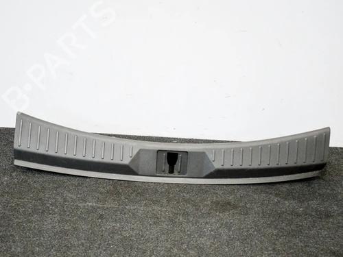 Used Tailgate trim FORD KUGA II (DM2) 2.0 TDCi (140 hp) 14664178