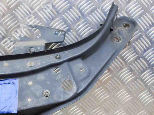 Crossmember RENAULT ESPACE IV (JK0/1_) 3.0 dCi (JK0J, JK0V) | BP8842778C162 